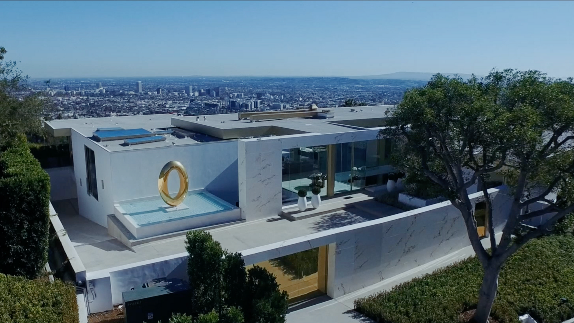 THE MOST VIEWED REAL ESTATE VIDEO IN THE WORLD